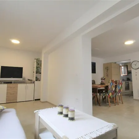 App Mirjam - Savudrija, Umag *